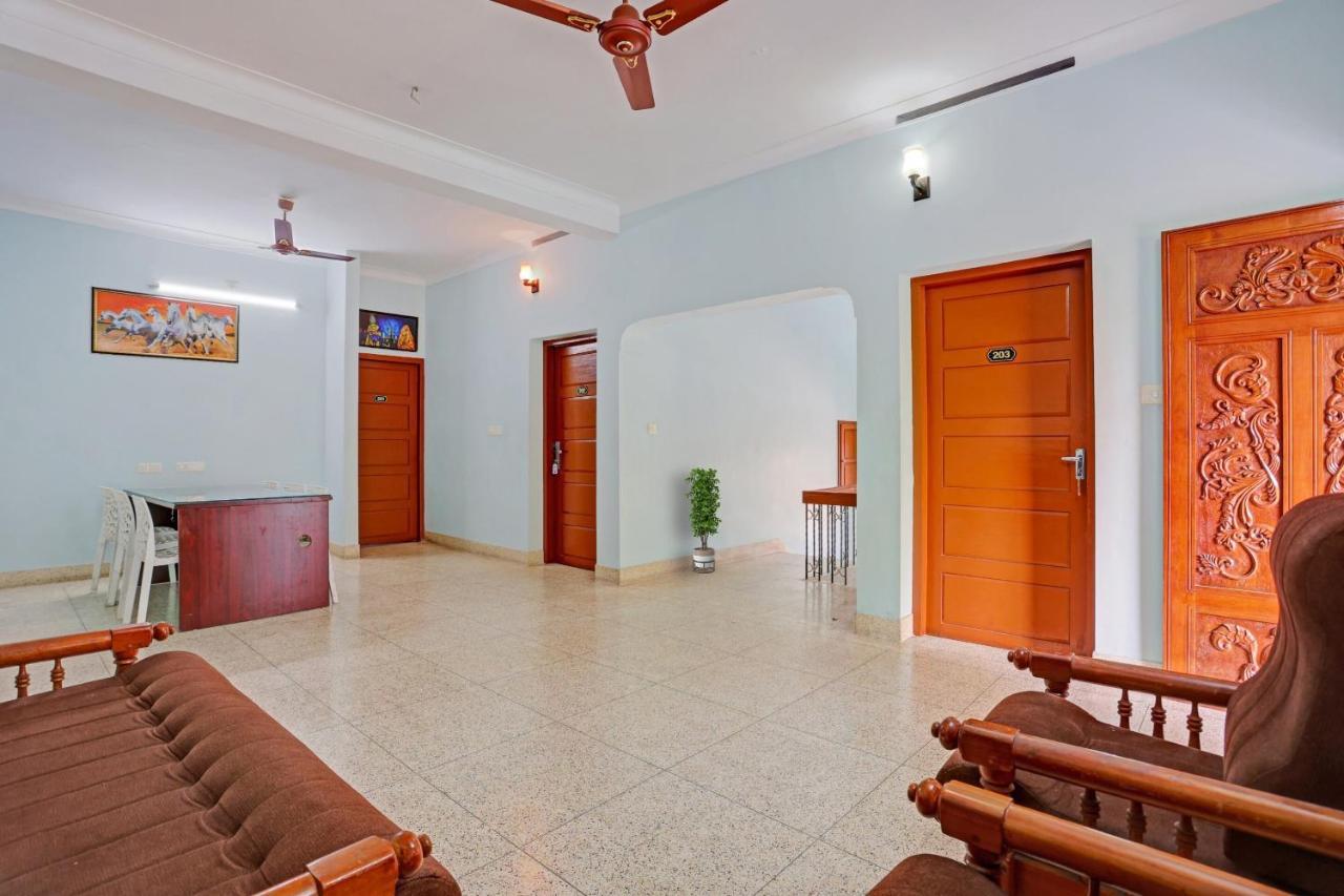 Flagship Hotel Adara Residency Thiruvananthapuram Kültér fotó