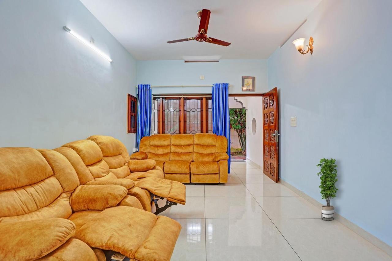 Flagship Hotel Adara Residency Thiruvananthapuram Kültér fotó