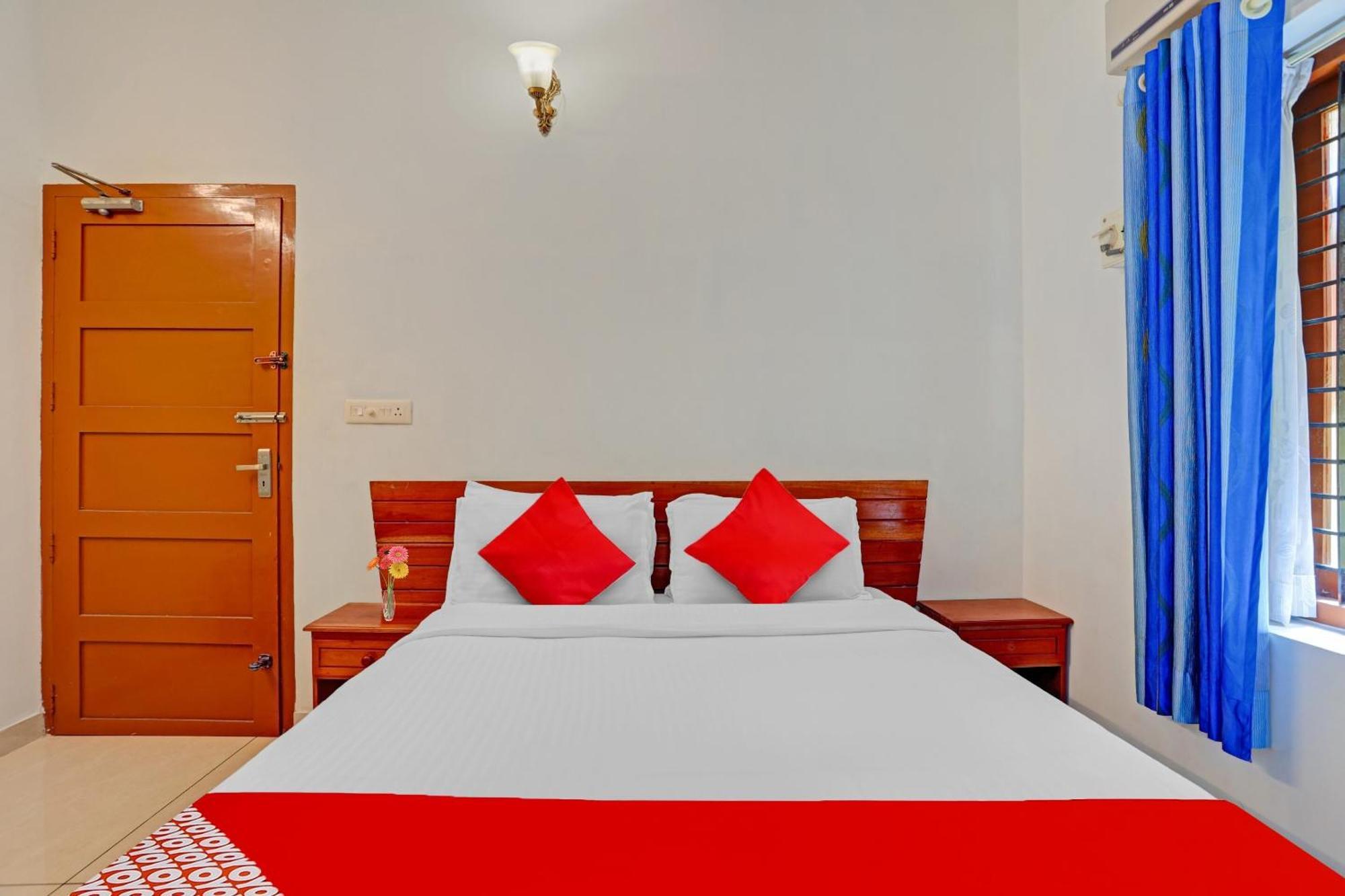 Flagship Hotel Adara Residency Thiruvananthapuram Kültér fotó